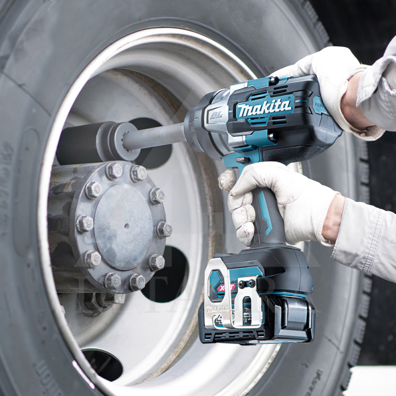 Akumuliatorinis smūginis veržliasukis MAKITA TW011GZ XGT® 40V max