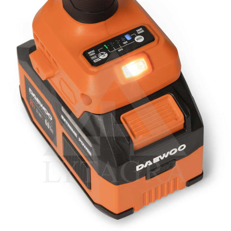 Akumuliatorinis veržliasukis 3/4" Daewoo DAX 8021Li SET