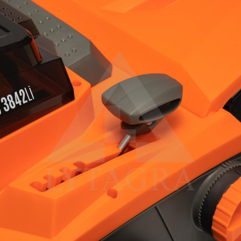 Akumuliatorinis skarifikatorius DAEWOO DSC 3842Li SET (DSC3842Li SET) 21V