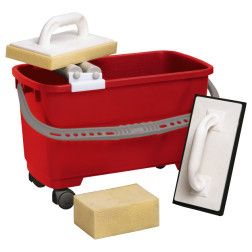Kibiras su dviem ritinėliais ir ratukais 22 ltr + dvi trintuvės ir kempinė Triuso . Kibiras su dviem ritinėliais ir ratukais 22 ltr + dvi trintuvės ir kempinė Triuso .