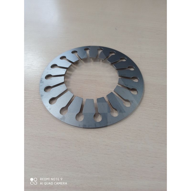 445/05118 SPYRUOKLĖ